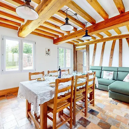 3 Bedroom Beautiful In Holiday home