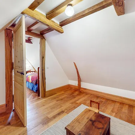 3 Bedroom Beautiful In Holiday home